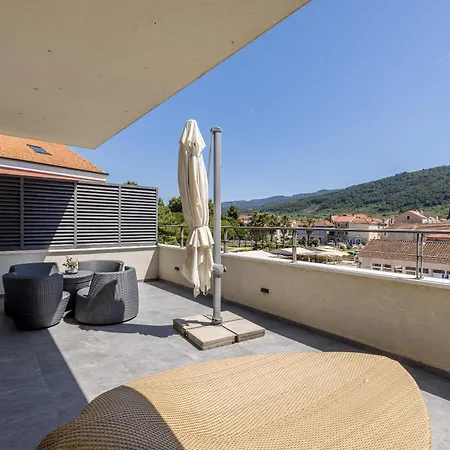 Konukevi Madrugada Old 4*