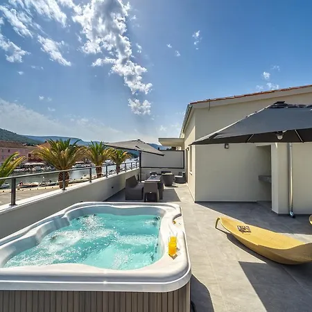 Konukevi Madrugada Old 4*