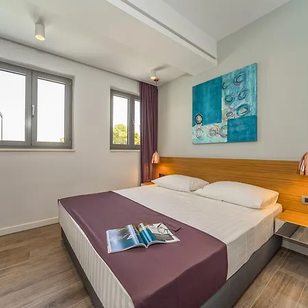 Gasthuis Madrugada Old 4*