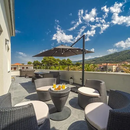 Madrugada Old 4* Stari Grad (Hvar)