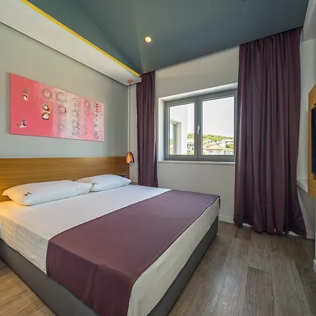 Madrugada Old Stari Grad (Hvar)