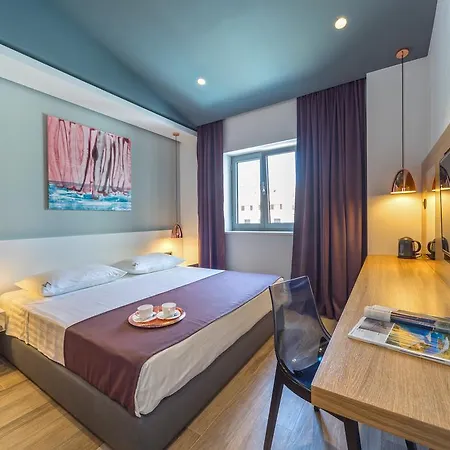 Madrugada Old 4* Stari Grad (Hvar)