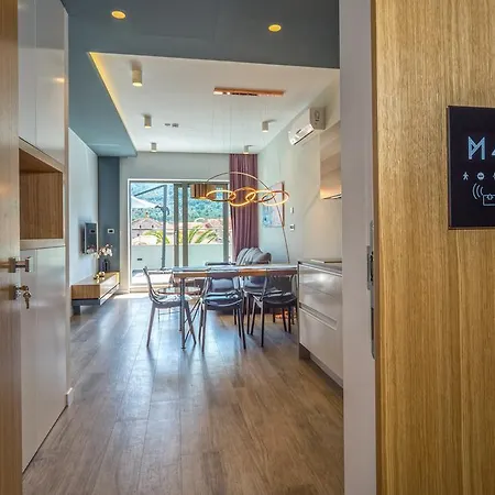 Madrugada Old Konukevi Stari Grad (Hvar)